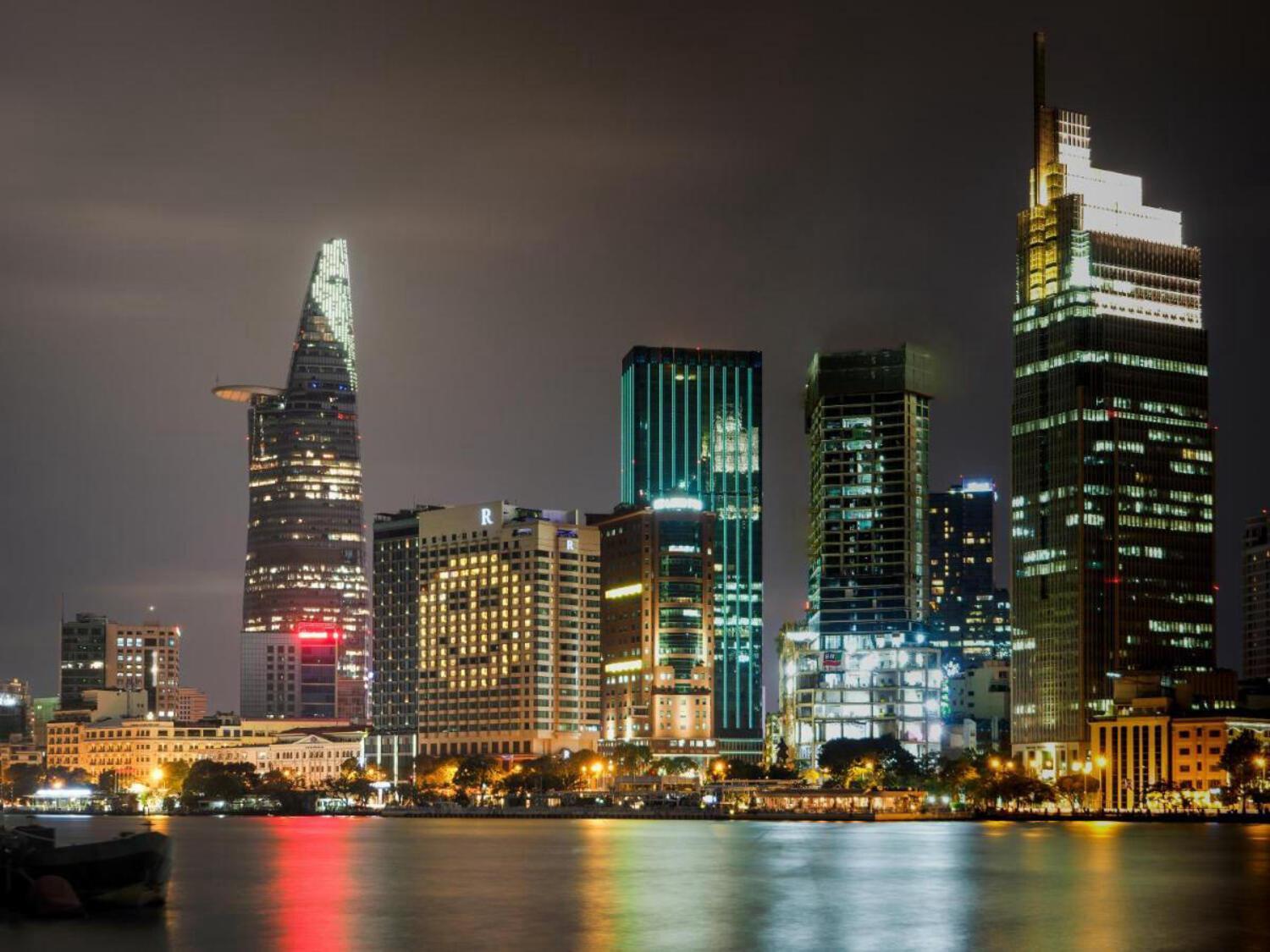 Hotel Saigon Night 3*